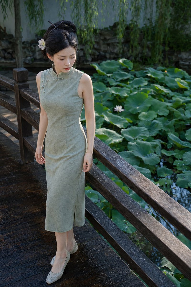 Suzhou Garden Qipao Portrait