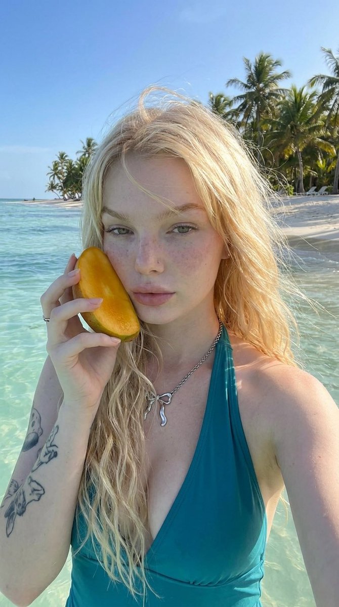 Tropical Beach Mango Selfie
