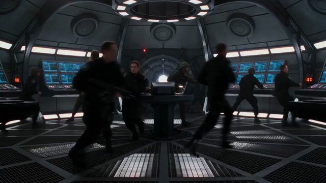Cinematic Time-Freeze Thriller