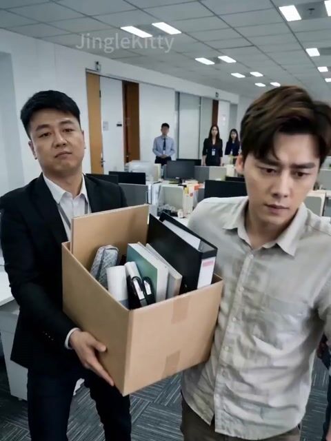 Short Drama: 'The Dragon Turns Over: Ex Can't Reach'