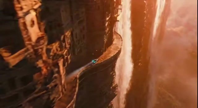 Sci-Fi Speeder Chase in Cliff City